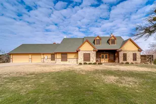 330 Deer Track Rd, Weatherford, TX 76085 - Photo 1