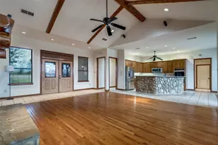 330 Deer Track Rd, Weatherford, TX 76085 - Photo 3