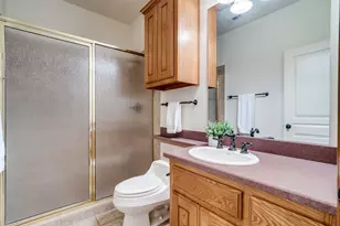 330 Deer Track Rd, Weatherford, TX 76085 - Photo 17