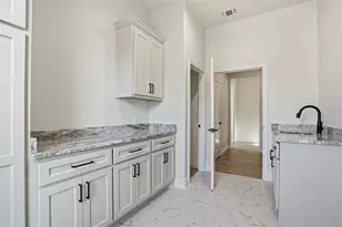 6002 Oakwood Ct, Granbury, TX 76049 - Photo 33