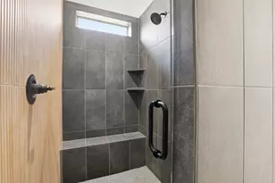 6002 Oakwood Ct, Granbury, TX 76049 - Photo 29