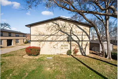 717 E Texas Street, Grapevine, TX 76051 - Photo 5