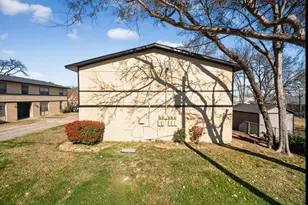 717 E Texas St, Grapevine, TX 76051 - Photo 5