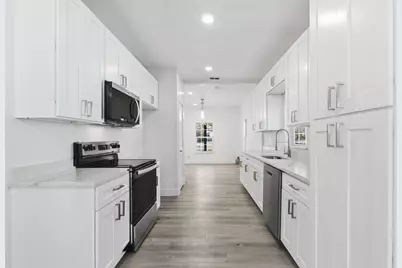 2741 Meaders Avenue, Fort Worth, TX 76112 - Photo 13