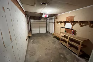 1841 S Perry Rd, Carrollton, TX 75006 - Photo 21