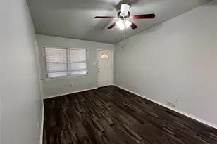 1841 S Perry Rd, Carrollton, TX 75006 - Photo 5