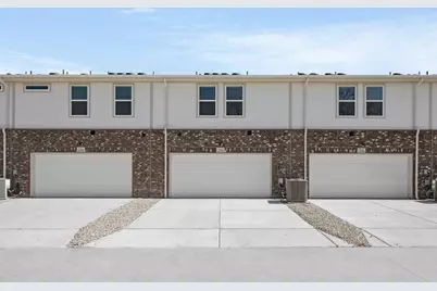 236 Wagon Spoke Way #17, Fort Worth, TX 76120 - Photo 5