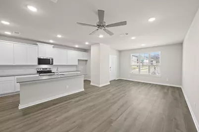 236 Wagon Spoke Way #17, Fort Worth, TX 76120 - Photo 11