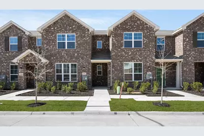 236 Wagon Spoke Way #17, Fort Worth, TX 76120 - Photo 3