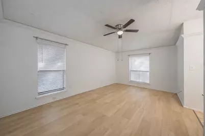 808 Blessing Creek Drive, Euless, TX 76039 - Photo 19