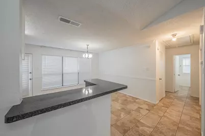 808 Blessing Creek Drive, Euless, TX 76039 - Photo 9