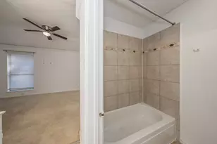 808 Blessing Creek Dr, Euless, TX 76039 - Photo 21