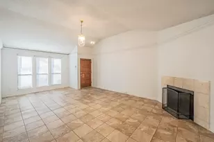 808 Blessing Creek Dr, Euless, TX 76039 - Photo 7