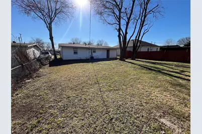 607 E Miller Road, Garland, TX 75041 - Photo 25