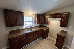 607 E Miller Rd, Garland, TX 75041 - Photo 7