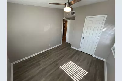 607 E Miller Road, Garland, TX 75041 - Photo 17