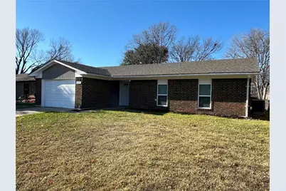 525 Oxford Park, Garland, TX 75043 - Photo 3