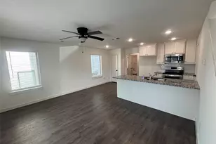 2526 S Fannin Ave, Denison, TX 75020 - Photo 3