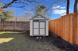 8608 Forest Hills Blvd, Dallas, TX 75218 - Photo 23