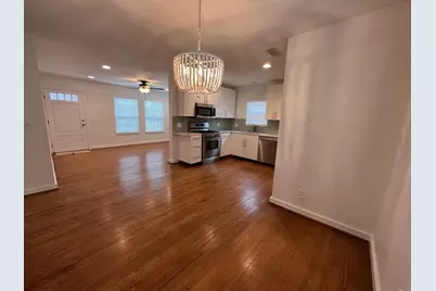 8608 Forest Hills Boulevard, Dallas, TX 75218 - Photo 5