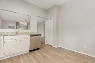 980 Mauve Dr, Lewisville, TX 75067 - Photo 11