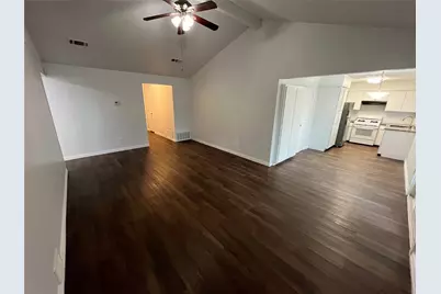 2901 Lanette Lane, Arlington, TX 76010 - Photo 5