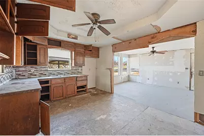 604 S Spears Street, Alvarado, TX 76009 - Photo 9