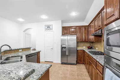 10409 Flat Creek Trail, McKinney, TX 75072 - Photo 7