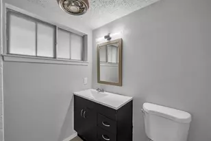 121 Quail Creek Dr, Crowley, TX 76036 - Photo 15