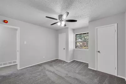 121 Quail Creek Drive, Crowley, TX 76036 - Photo 21