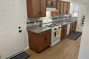 118 Nichols St, Irving, TX 75060 - Photo 5