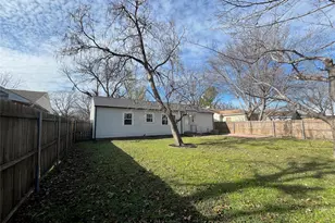 118 Nichols St, Irving, TX 75060 - Photo 13