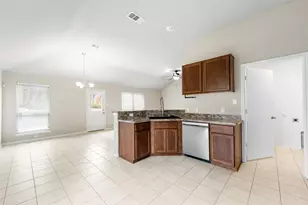 1627 Tanglewood Dr, Azle, TX 76020 - Photo 11