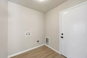 130 Spring Lake Cir, Waxahachie, TX 75167 - Photo 11