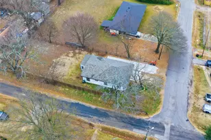 2350 W Cherry St, Paris, TX 75460 - Photo 3