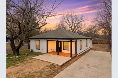 2350 W Cherry Street, Paris, TX 75460 - Photo 1