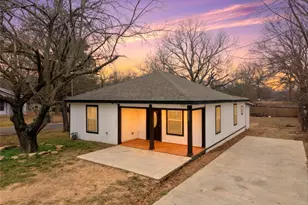 2350 W Cherry St, Paris, TX 75460 - Photo 1