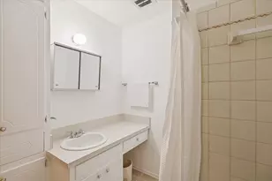 108 Donald Dr, Hurst, TX 76053 - Photo 11