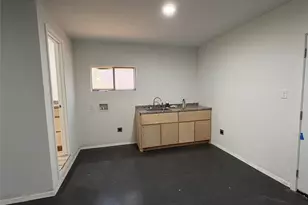 8112 Melrose Street E, White Settlement, TX 76108 - Photo 17