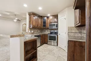 3202 Bowie St, Granbury, TX 76049 - Photo 23