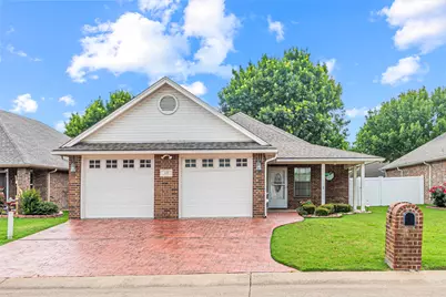 105 Sunglow Loop, Red Oak, TX 75154 - Photo 1