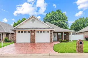 105 Sunglow Loop, Red Oak, TX 75154 - Photo 1