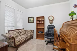 901 Dylan Ct, Burleson, TX 76028 - Photo 9