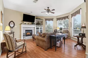 901 Dylan Ct, Burleson, TX 76028 - Photo 13