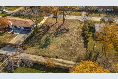 3009 Phyllis Lane, Farmers Branch, TX 75234 - Photo 3