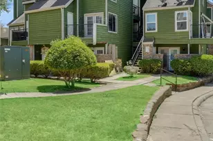 9815 Walnut St, Dallas, TX 75243 - Photo 5