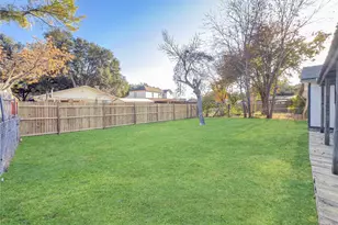 418 Clover Ln, Garland, TX 75043 - Photo 25