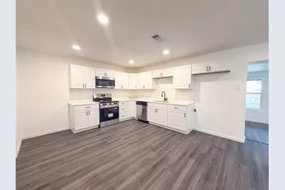 418 Clover Lane, Garland, TX 75043 - Photo 9