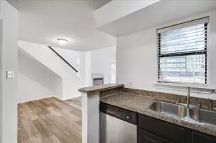 9831 Walnut St, Dallas, TX 75243 - Photo 11