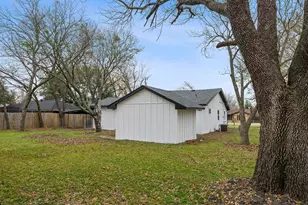 302 Suzanne St, Palmer, TX 75152 - Photo 29